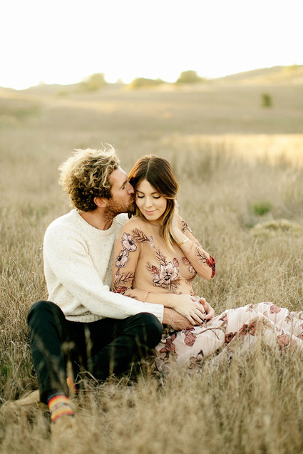 fashionable sexy maternity photos