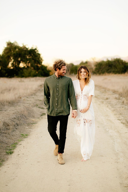 fashionable sexy maternity photos