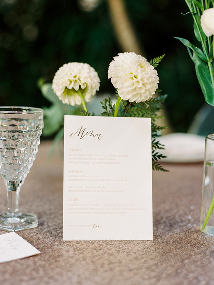White and gold wedding decor