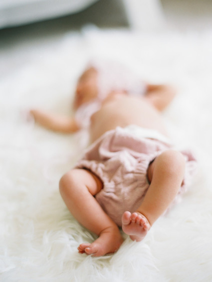 cozy winter newborn photos