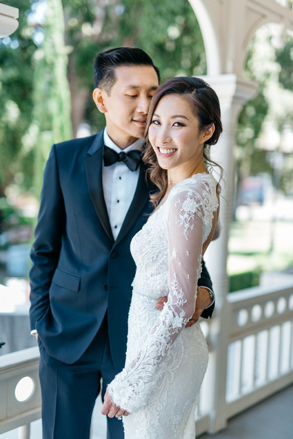 Elegant wedding dress