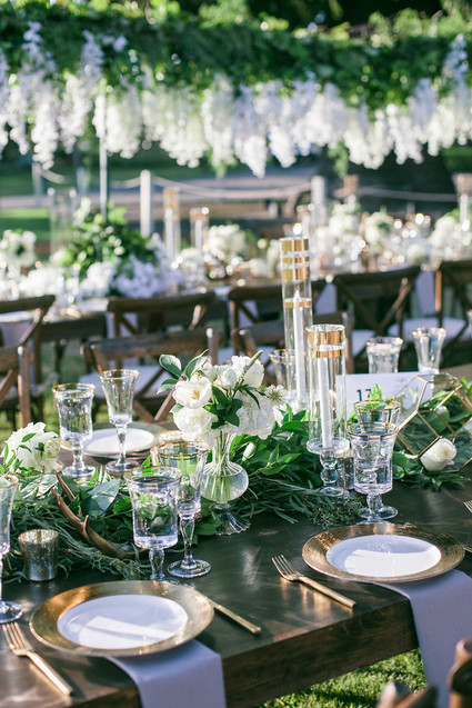 Green, white, and gold wedding ideas