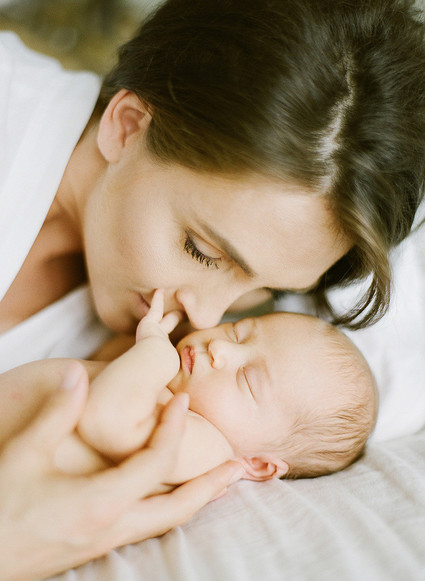 Natural light newborn photos in Vancouver