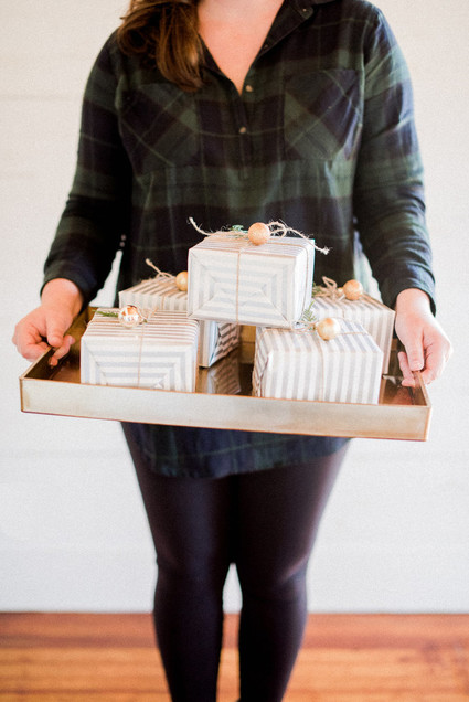 neutral christmas decor