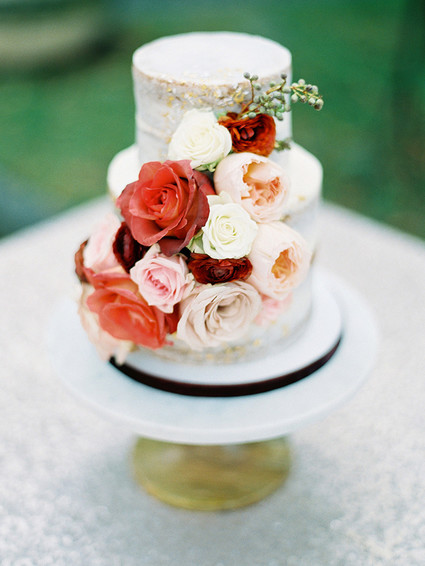 Floral wedding cake