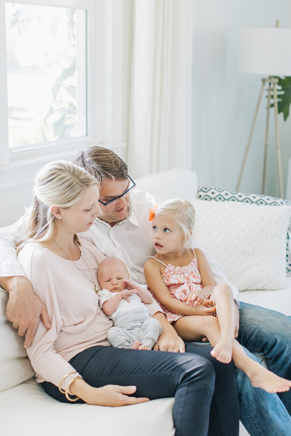 natural light newborn photos