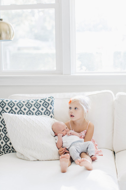natural light newborn photos