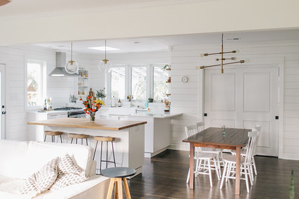 modern farmhouse kitchen
