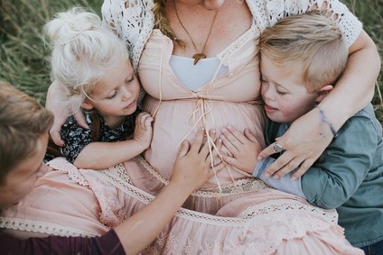Rustic family maternity photos