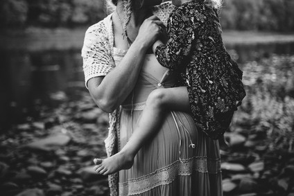 Rustic family maternity photos