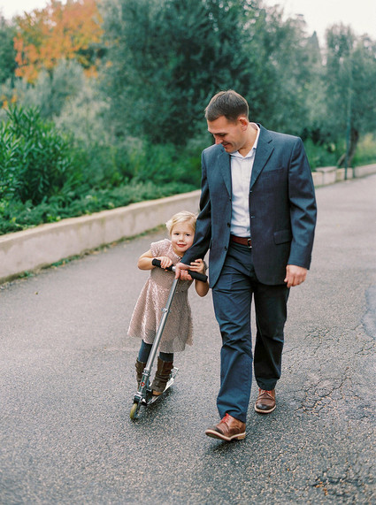 Winter family photos in Italy