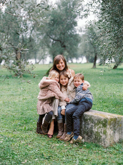 Winter family photos in Italy