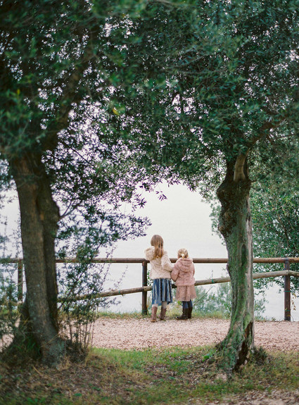 Winter family photos in Italy