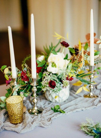 Winter wedding decor