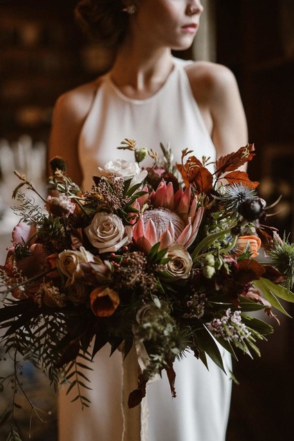 Moody bridal bouquet
