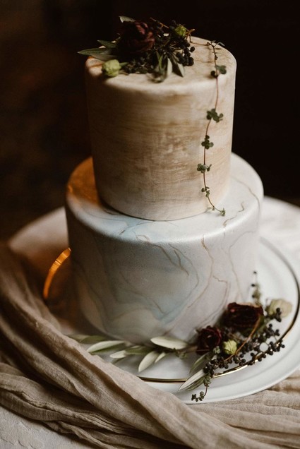 Marble wedding cake