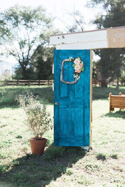 DIY wedding decor