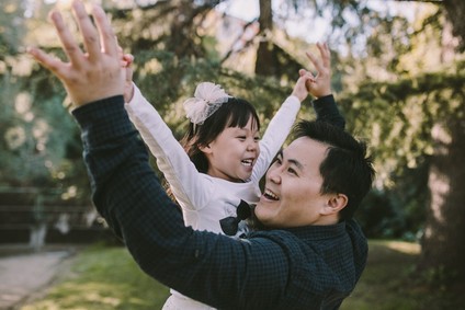 Family maternity photos in Barcelona