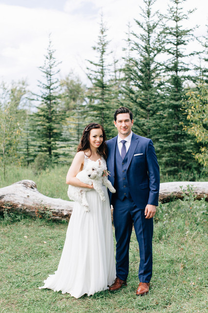 Romantic Canadian lake house wedding