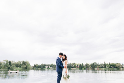 Romantic Canadian lake house wedding