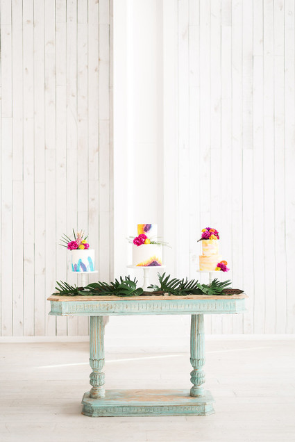 Tropical wedding cake