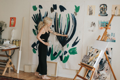 Artsy family home tour Inspiration