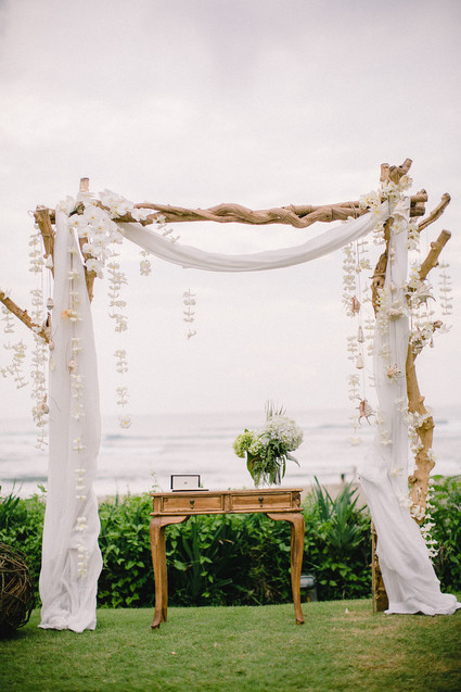 Ceremony arch