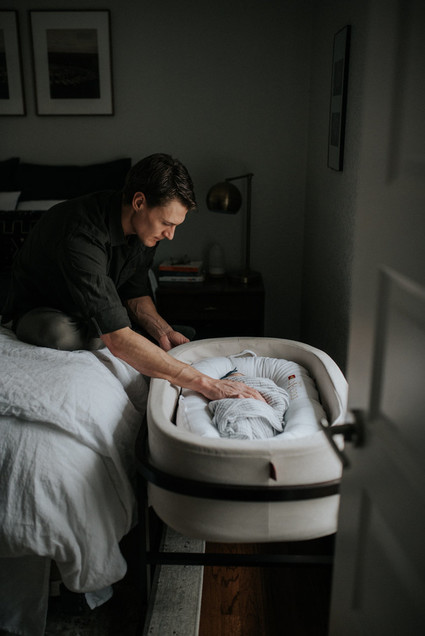 moody modern newborn photos
