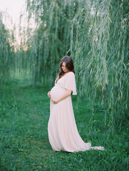 Dreamy formal maternity photos