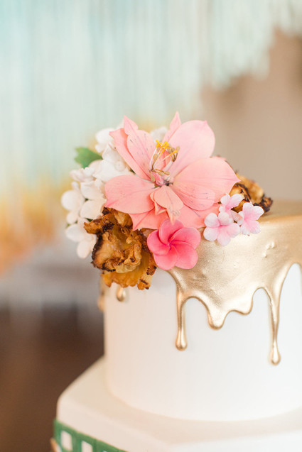 Tropical wedding cake