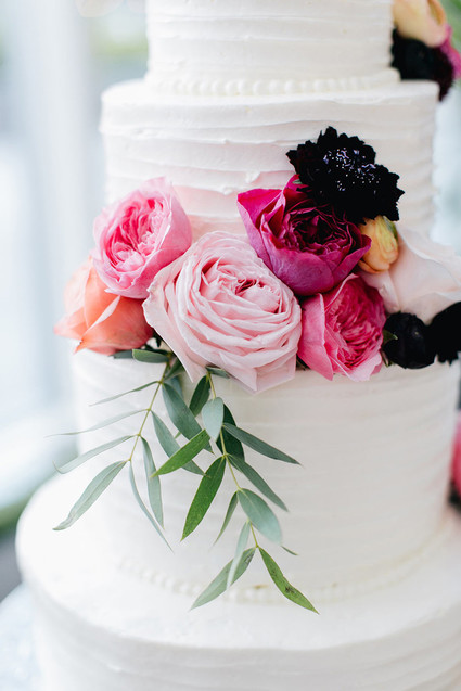 Floral wedding cake