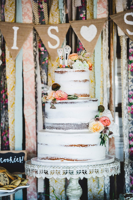 Semi naked wedding cake