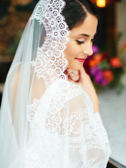 The Mantilla Co wedding veil