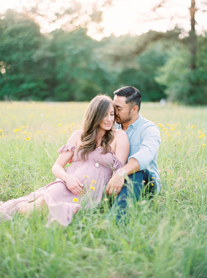 Mossy Oaks romantic maternity photos