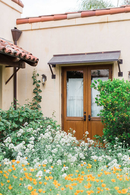 Minimal Rustic ranch wedding inspiration