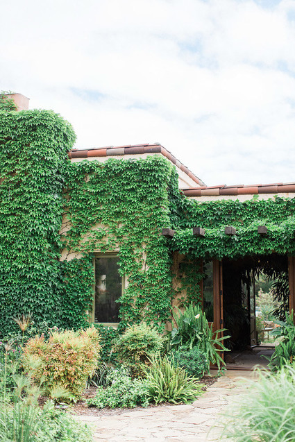 Minimal Rustic ranch wedding inspiration