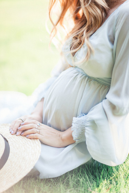dress maternity photos