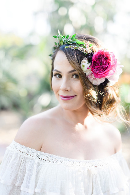 Modern mexican-inspired maternity photos