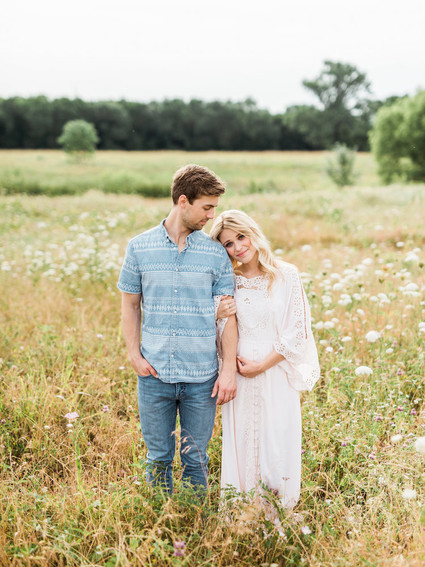 Pregnancy announcement photos