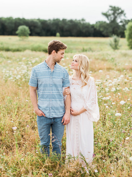 Pregnancy announcement photos