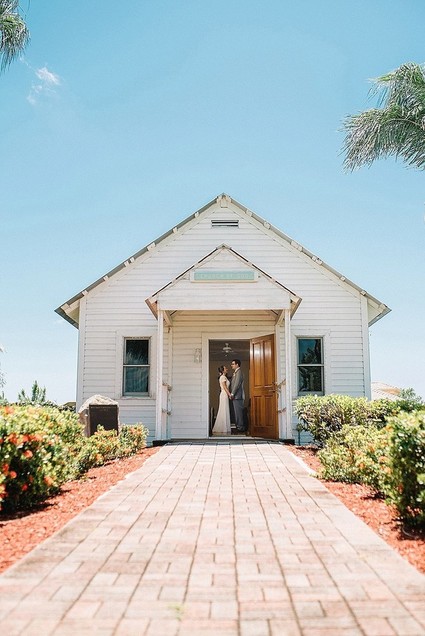 Summer Florida wedding on Marco Island