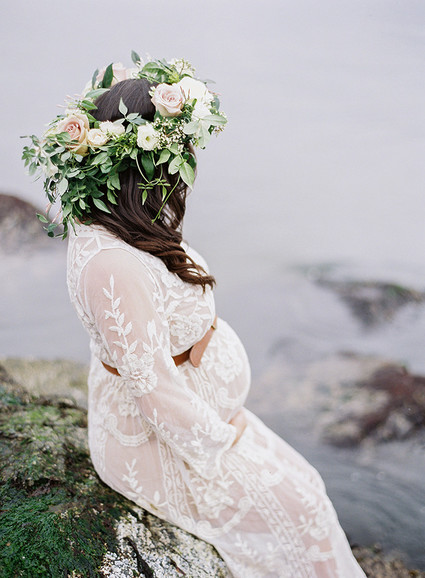 Seaside family maternity photos