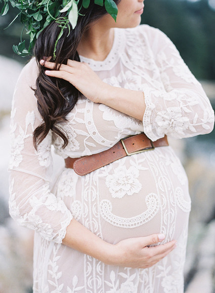 Seaside family maternity photos