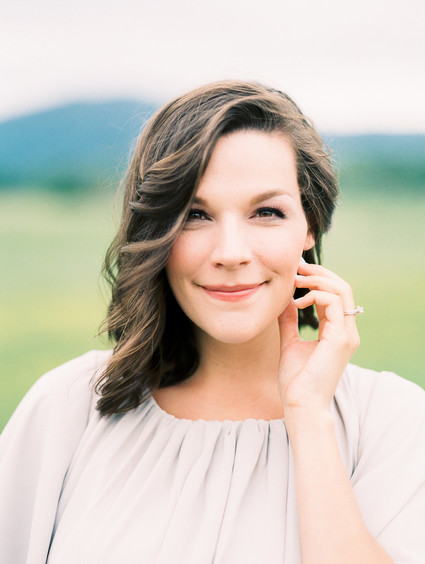 Meadow maternity photos