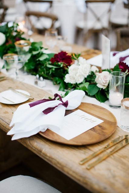 Wood place setting