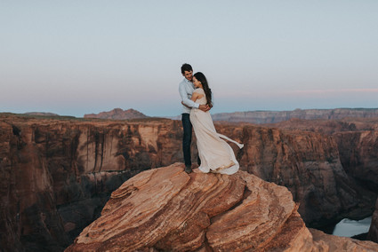 Horseshoe Bend maternity photos