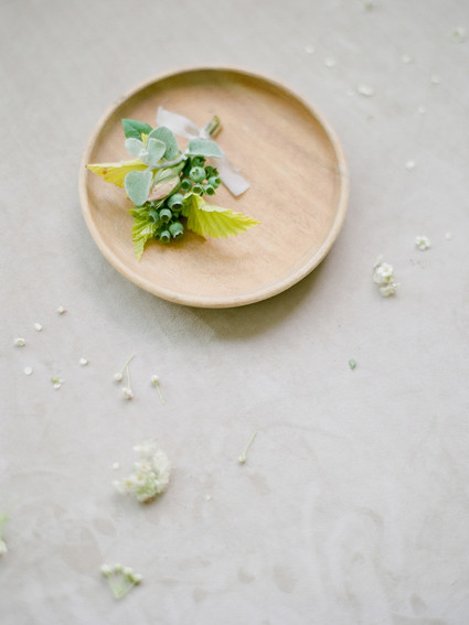 natural boutonnière ideas Inspiration
