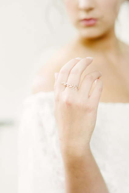 leafy gold ring Inspiration