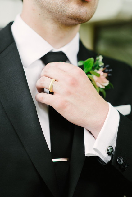 light purple bridal bouquet