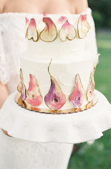 gold leafed pear cake Inspiration